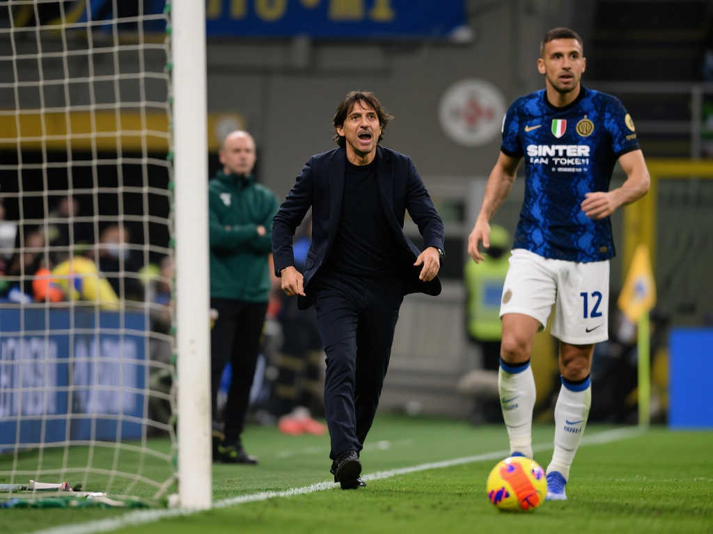 展示了他出 展示了他出