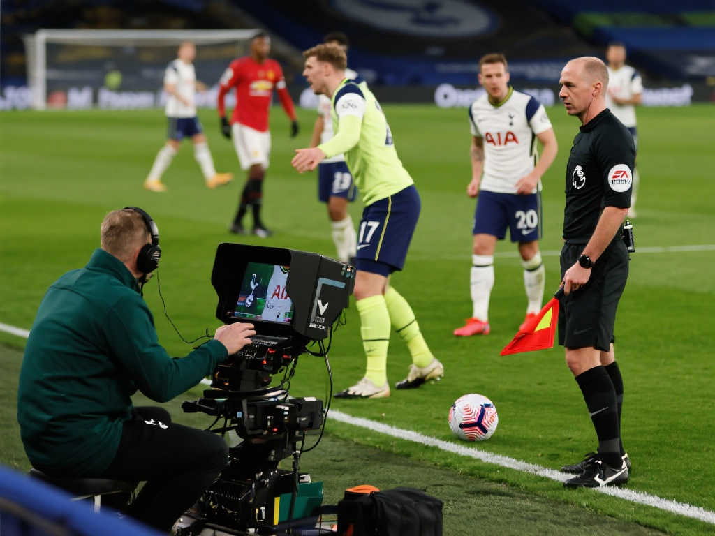 远超他的年 远超他的年